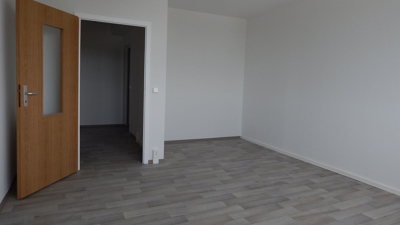 2 Raum Wohnung/ Hochhaus/ Am Stollen 1, Ilmenau/ Wohngebiet: Stollen Neubau